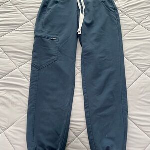 FIGS Women’s Zamora Jogger Scrub Pants in Dark Harbor